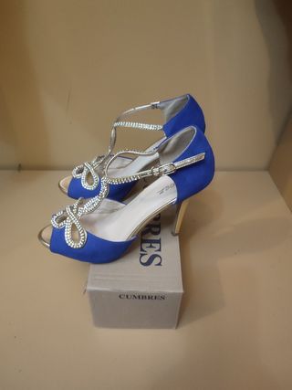 Sandalias de fiesta azules con pedrería