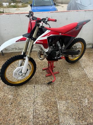 Fantic 125XX 2023 Edición Oro
cross