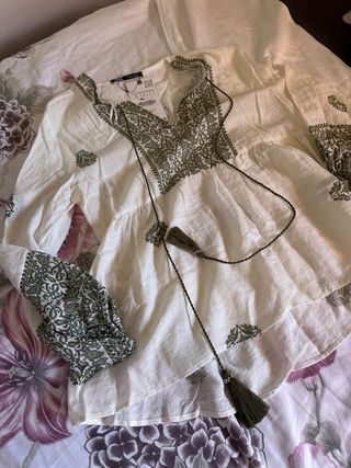 Camisa Zara S manga larga con etiqueta