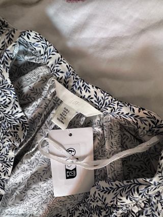 Camiseta H&M Talla S con etiqueta