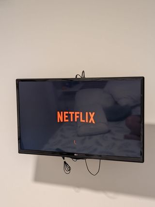 Televisor LG 28 MT49S