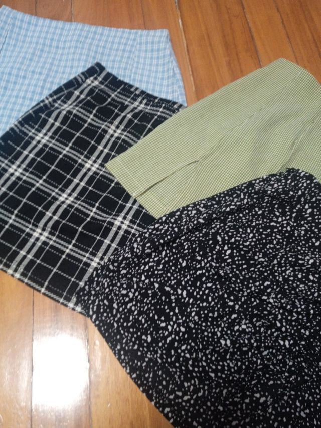 Set di 4 gonne stampate