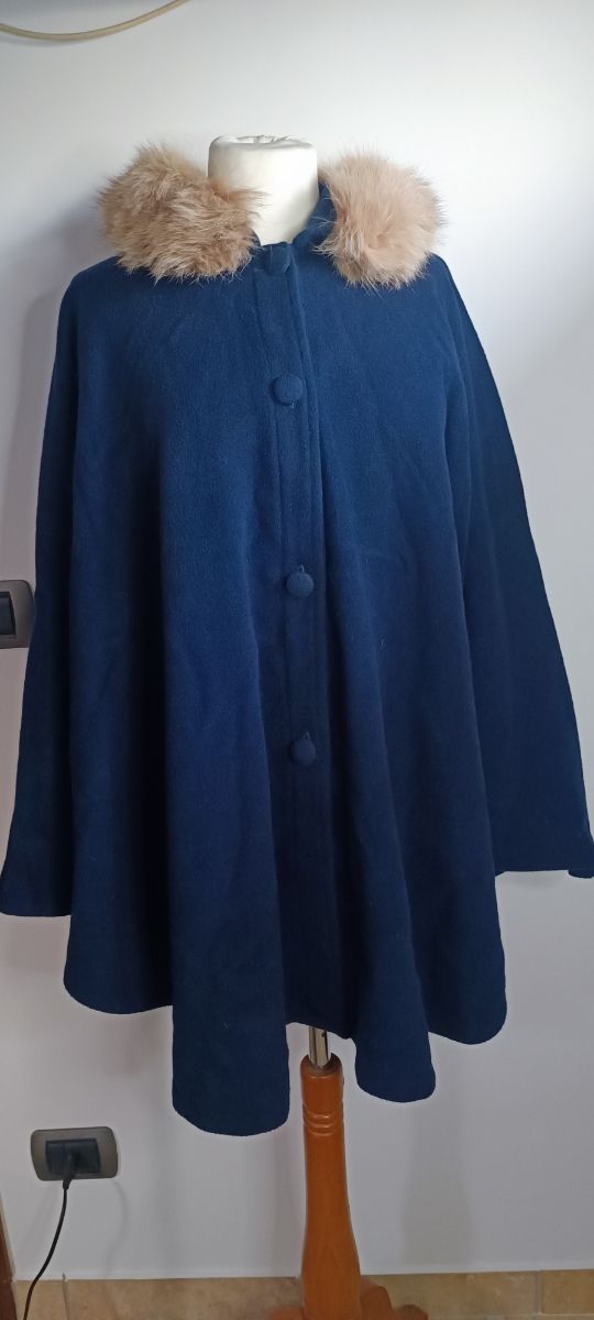 Mantella poncho vintage pellicciotto