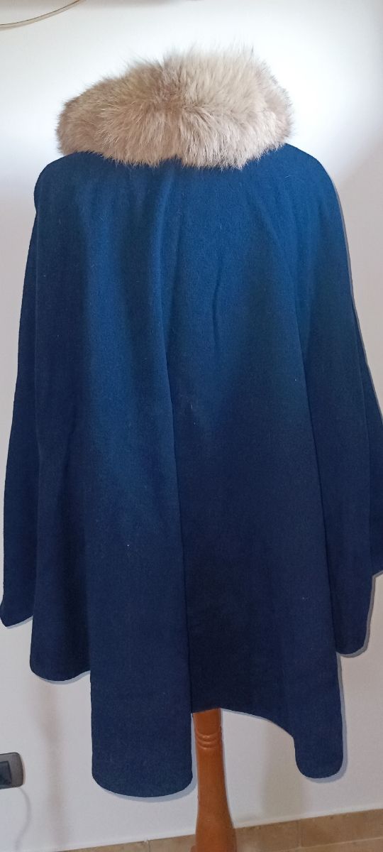 Mantella poncho vintage pellicciotto