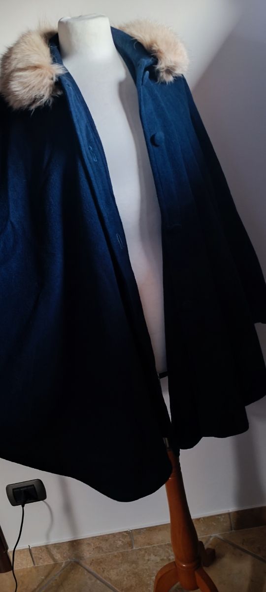 Mantella poncho vintage pellicciotto