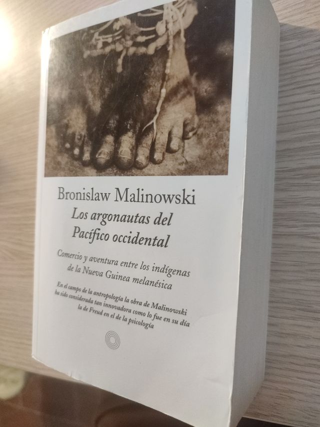 Los argonautas del pacífico occidental