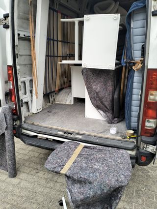 Servicios de transportes y mudanzas