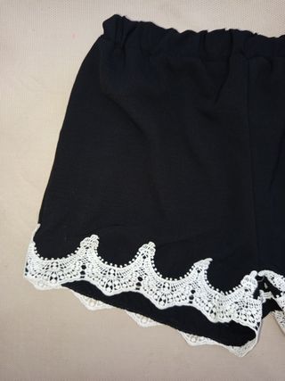 Conjunto negro mujer con encaje