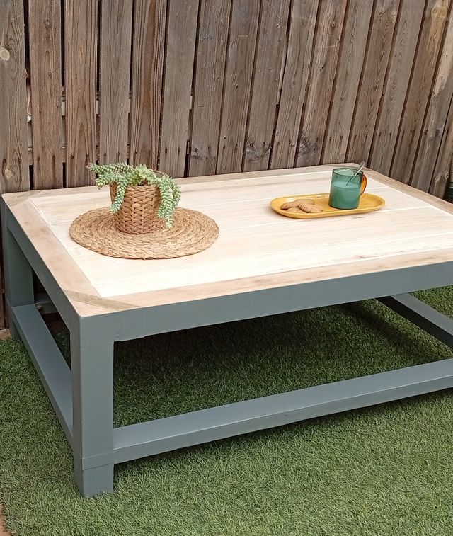 tavolo in legno massello