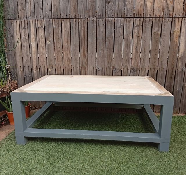 tavolo in legno massello