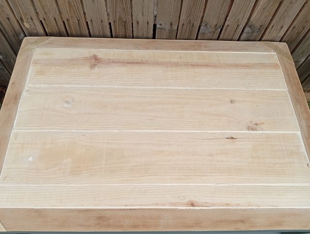 tavolo in legno massello