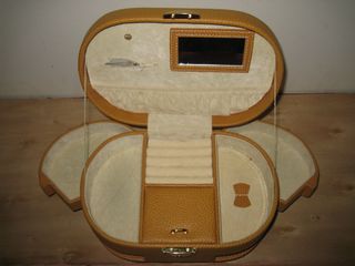 Joyero neceser viaje marrón y dorado