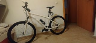 Bicicleta RockRider ST 100 Blanca