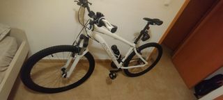 Bicicleta RockRider ST 100 Blanca