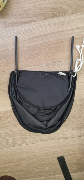 Mochila portabebés montaña.