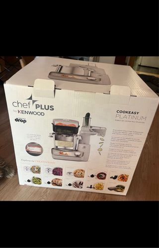 Robot de Cocina Kenwood semi-nuevo.