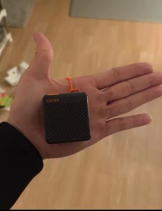 Altavoz Bluetooth 5.3 Edifier Portátil Impermeable