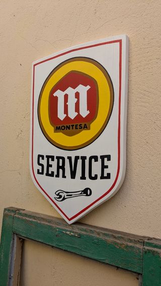 Cartel Montesa Service Madera