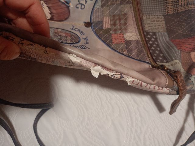 Mochila saco Anekke beige y multicolor