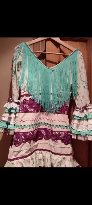 Vestido de flamenca niña