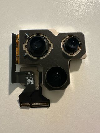 Batería y cámara frontal iPhone 13 Pro