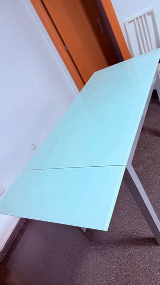 MESA DE COMEDOR EXTENSIBLE (NEGOCIABLE)