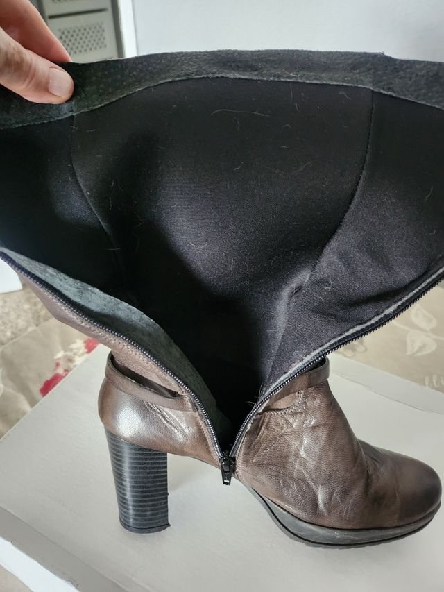 Botas de piel de media pantorrilla