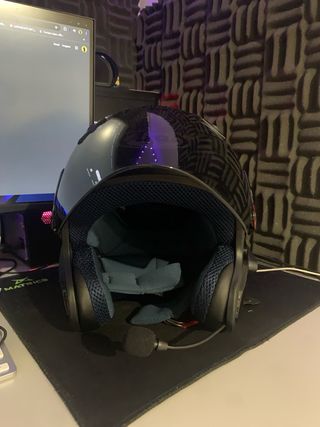 Capacete Arai size M com intercomunicador