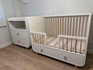 Cómoda-Cambiador IKEA Blanca