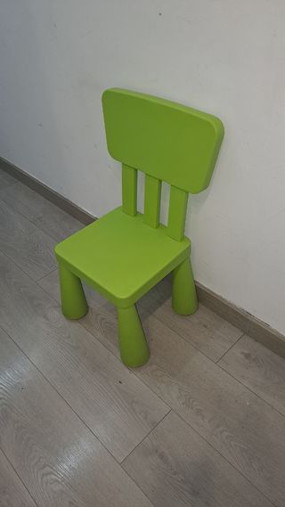 Silla infantil de plástico ikea 