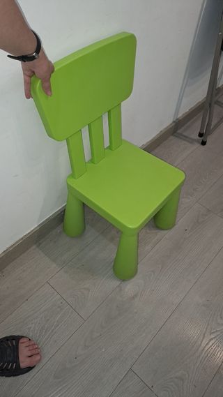 Silla infantil de plástico ikea 