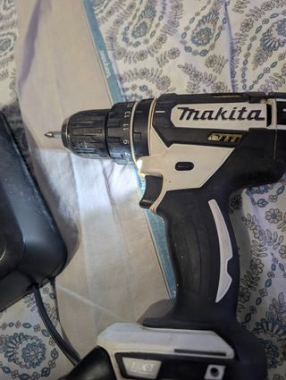 OPORTUNIDAD.Taladr.MAKITA DHP-482 18v. y bat 9ah