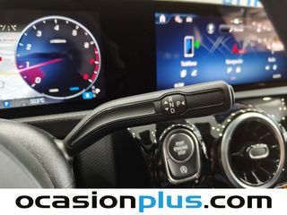 Mercedes-Benz Clase A 180 100 kW (136 CV)