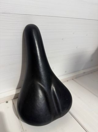 Sella bicicletta nera