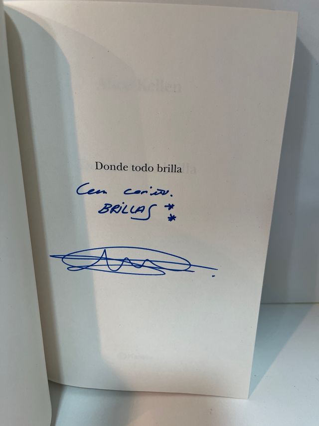 Donde todo brilla. Libro firmado por Alice Kellen