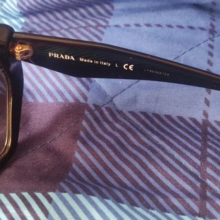 Gafas de sol Prada negras