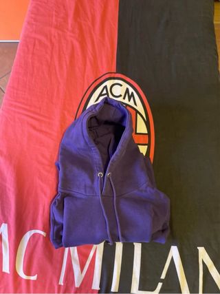 Felpa viola con cappuccio