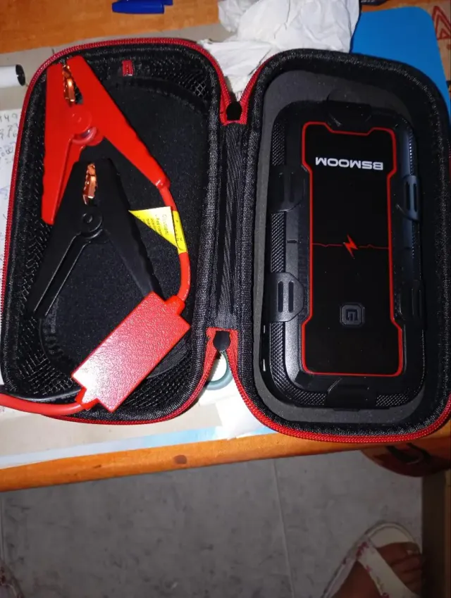Arrancador de Coche Portátil BSMOOM