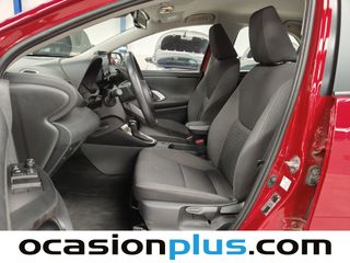 Toyota Yaris 120H Business Plus 85 kW (116 CV)