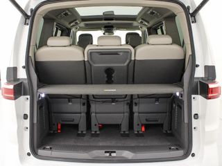 VOLKSWAGEN COMERCIALES MULTIVAN 2.0 TDI DSG LIFE 150 5P 7 Plazas