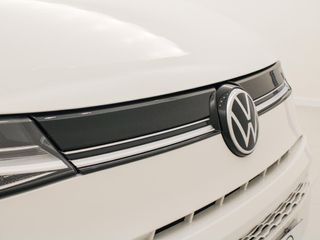 VOLKSWAGEN COMERCIALES MULTIVAN 2.0 TDI DSG LIFE 150 5P 7 Plazas