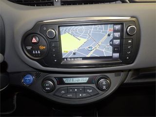 TOYOTA Yaris 1.5 Hybrid Active