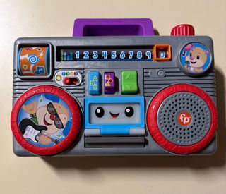 Radio Fisher Price para niños