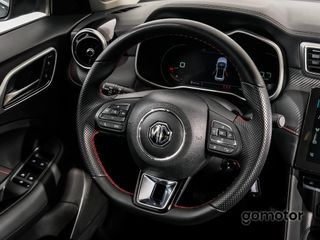 MG ZS 1.5 LUXURY 106 5P