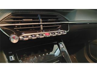 PEUGEOT 208 Allure HYBRID 100 eDCS6