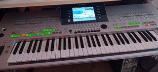 Yamaha Tyros 3 Teclado Profesional