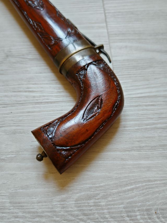 Forchettone e col (legno intagliato)