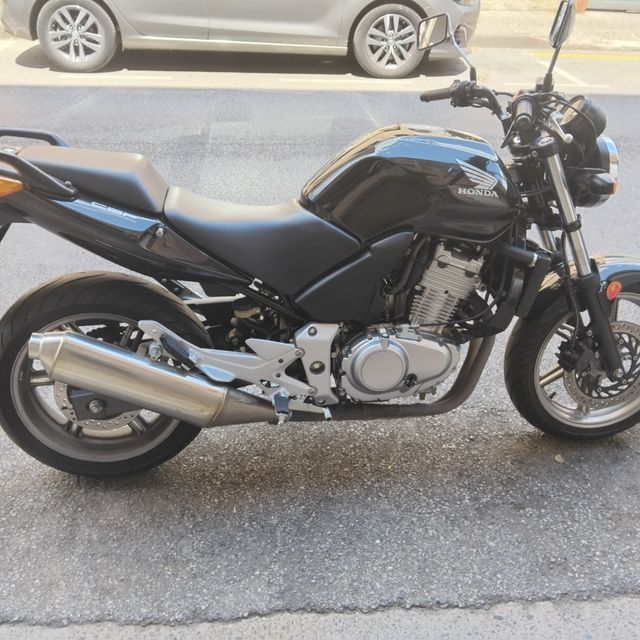 HONDA CBF 500