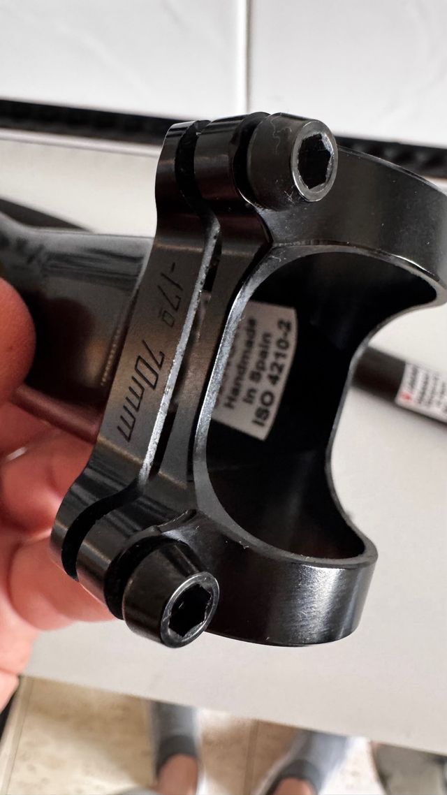 Conjunto Darimo completo UD MATTE