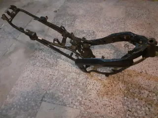 Chasis Yamaha TZR 50 con papeles.